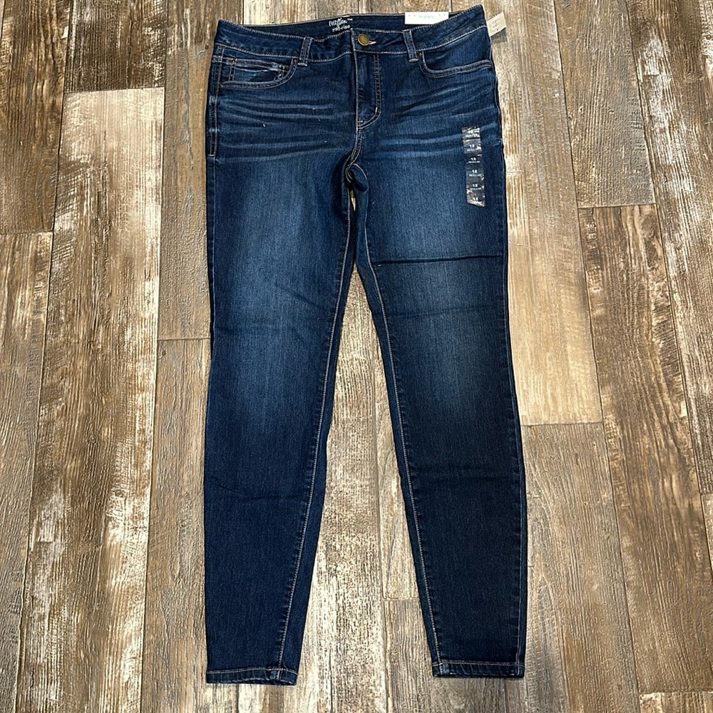 Maurice’s Ever flex mid rise - super skinny